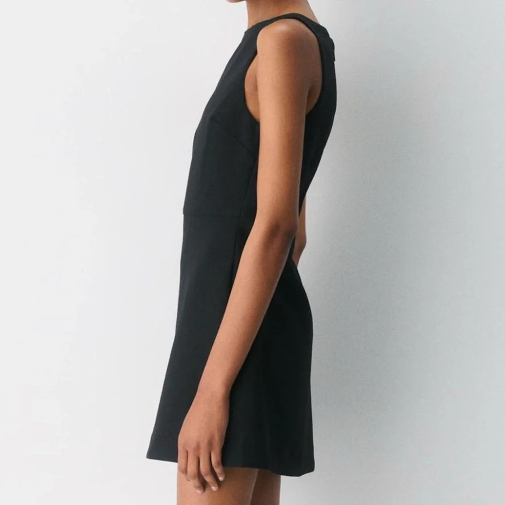 BNWOT Aritzia Bond Dress - Picture 2 of 7